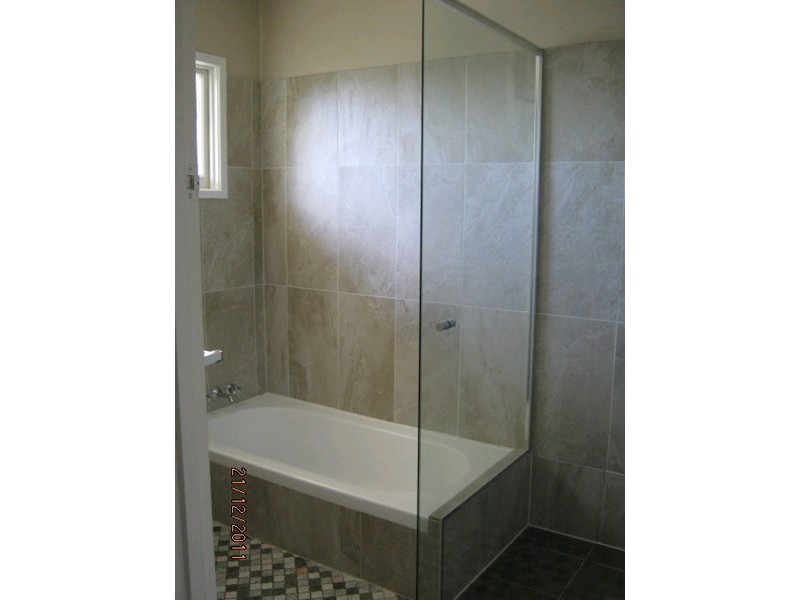 24 Milanion Crescent, Carindale QLD 4152