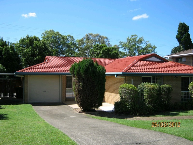 14 Brodick Street, Carindale QLD 4152