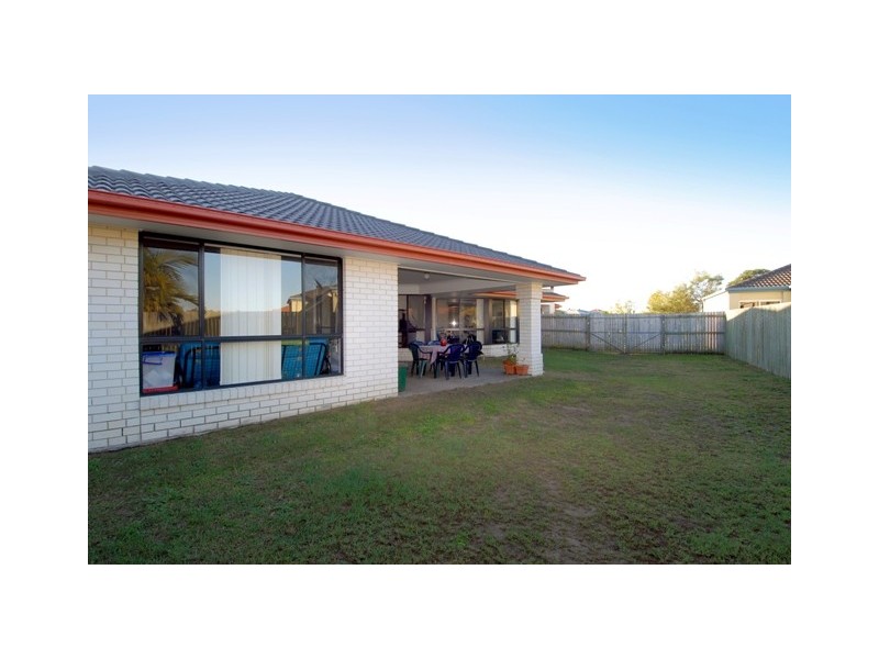 18 Agincourt Street, Pelican Waters QLD 4551