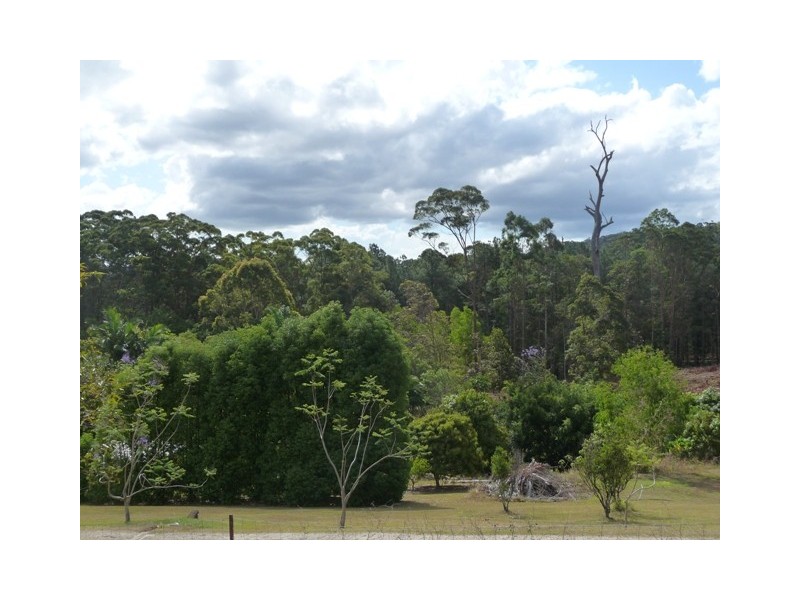 482 Glenview Road, Glenview QLD 4553