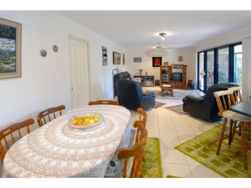 22 Heath Court, Little Mountain QLD 4551