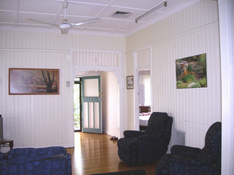 25 Elizabeth Street, Nambour QLD 4560