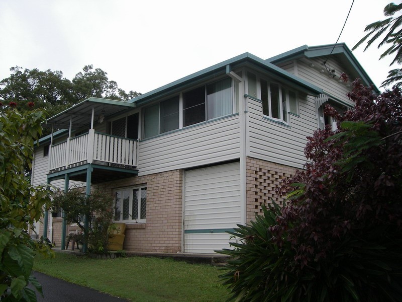 25 Elizabeth Street, Nambour QLD 4560