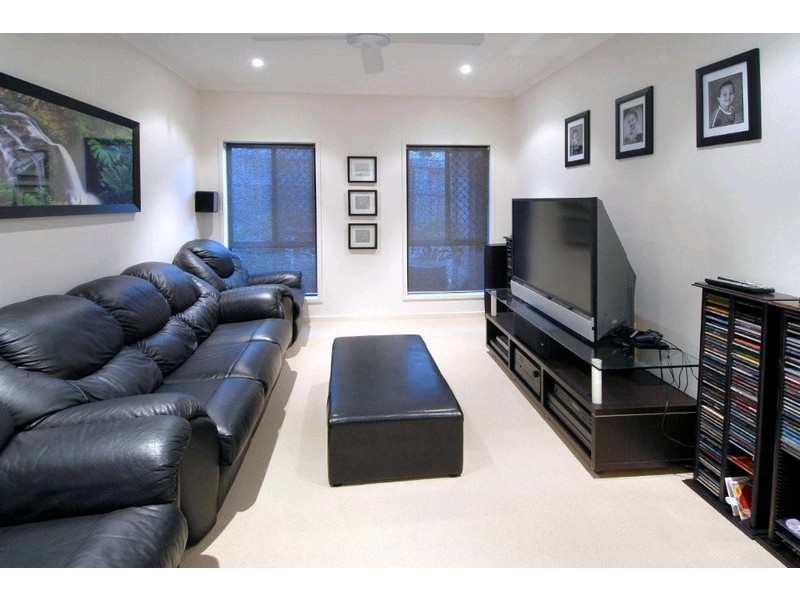 19 Acaciabark Place, Little Mountain QLD 4551