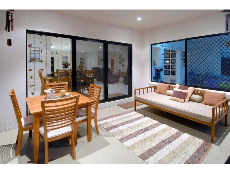 19 Acaciabark Place, Little Mountain QLD 4551