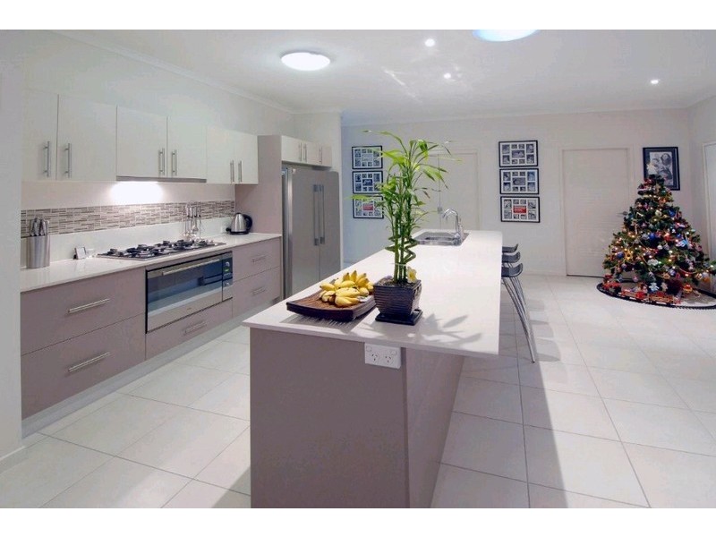 19 Acaciabark Place, Little Mountain QLD 4551