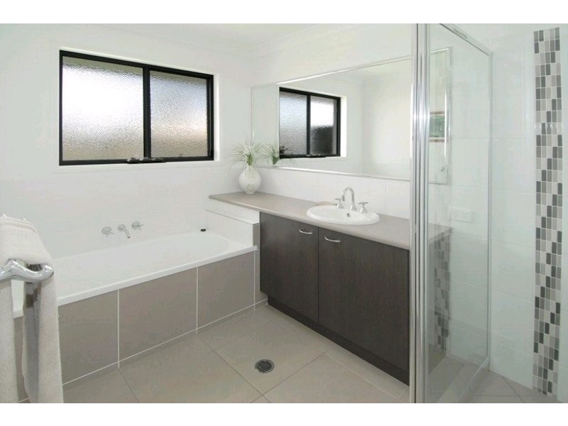 15 Kingsley Court, Little Mountain QLD 4551