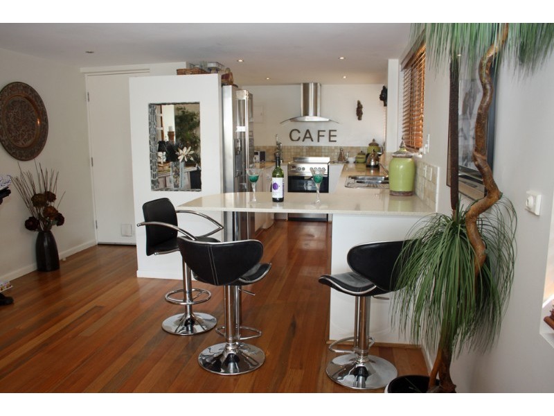 2/72 Tantula Road West, Alexandra Headland QLD 4572