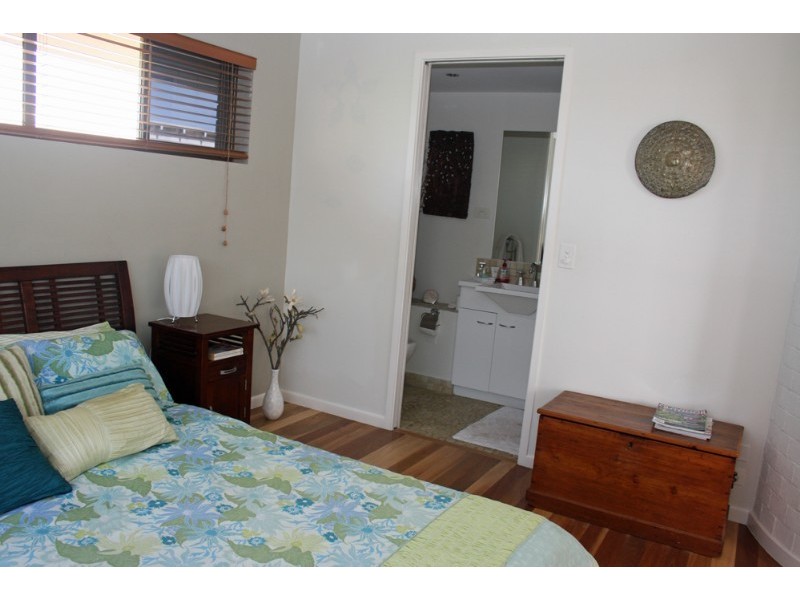 2/72 Tantula Road West, Alexandra Headland QLD 4572