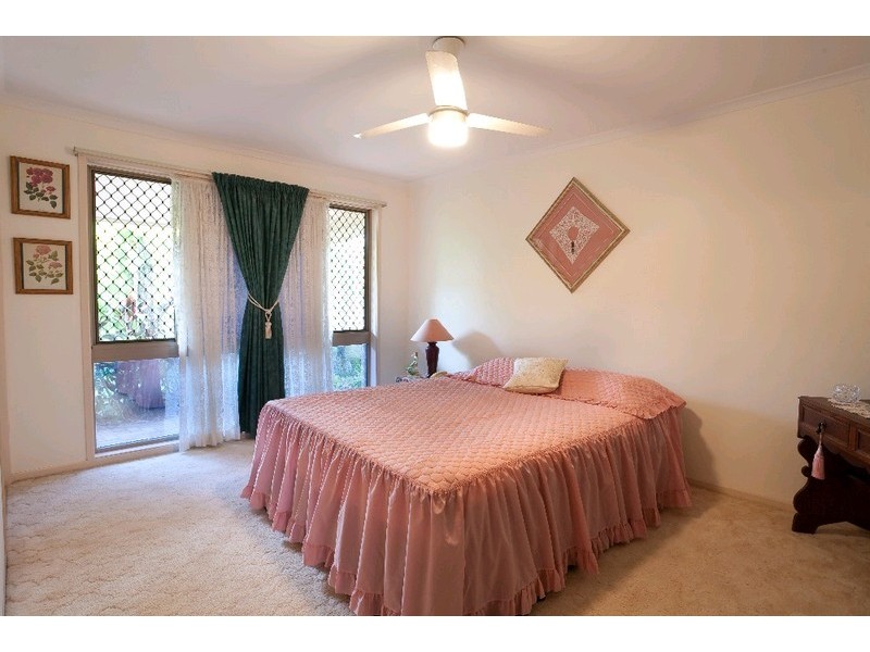 16 Brolga Court, Little Mountain QLD 4551