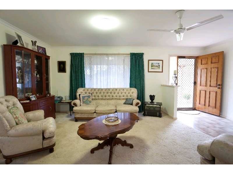 16 Brolga Court, Little Mountain QLD 4551