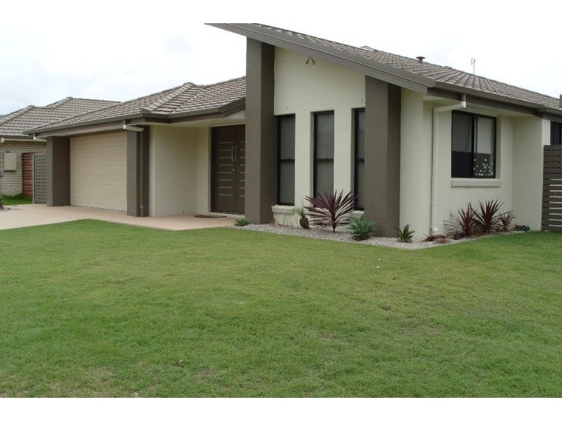 11 Rebecca Street, Little Mountain QLD 4551