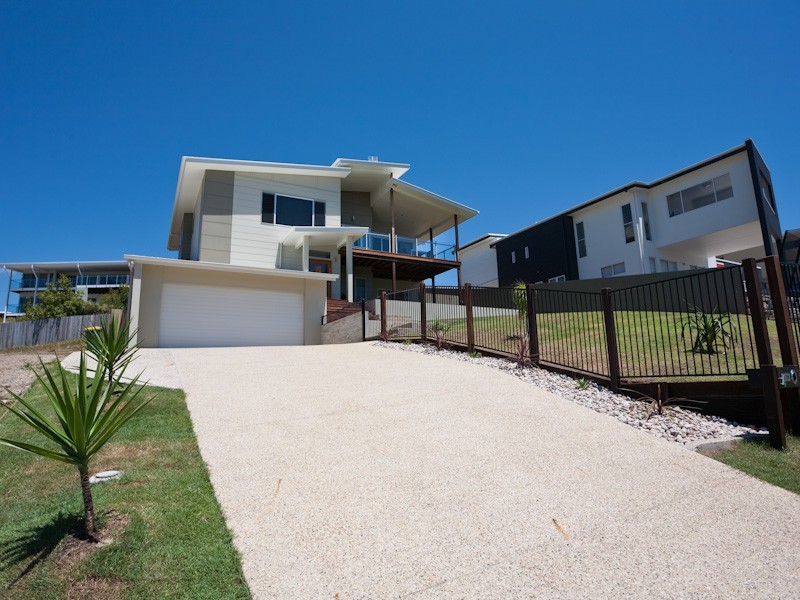 4 Ocean View Place, Caloundra QLD 4551