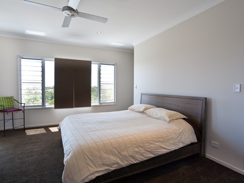 4 Ocean View Place, Caloundra QLD 4551