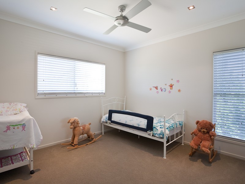 4 Ocean View Place, Caloundra QLD 4551