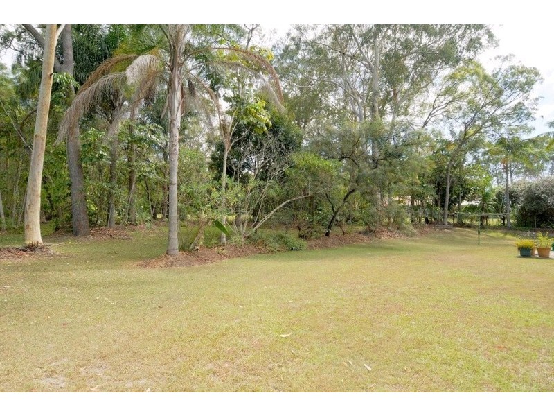 1 Kangaroo Drive, Little Mountain QLD 4551