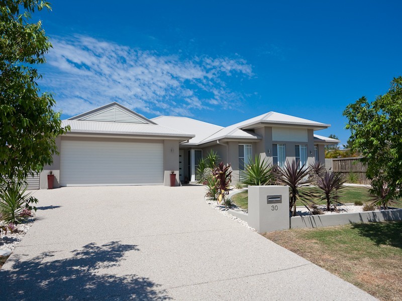 30 Undanbi Place, Pelican Waters QLD 4551