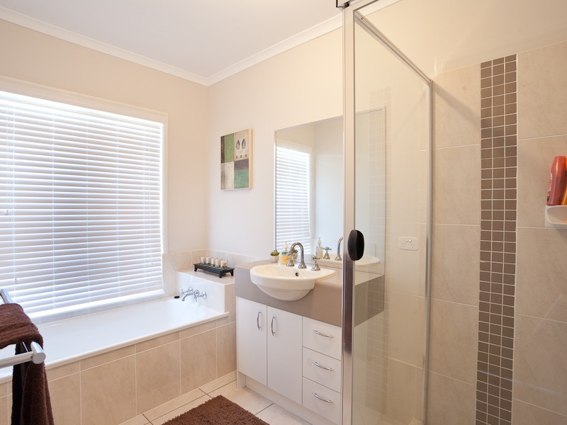 30 Undanbi Place, Pelican Waters QLD 4551