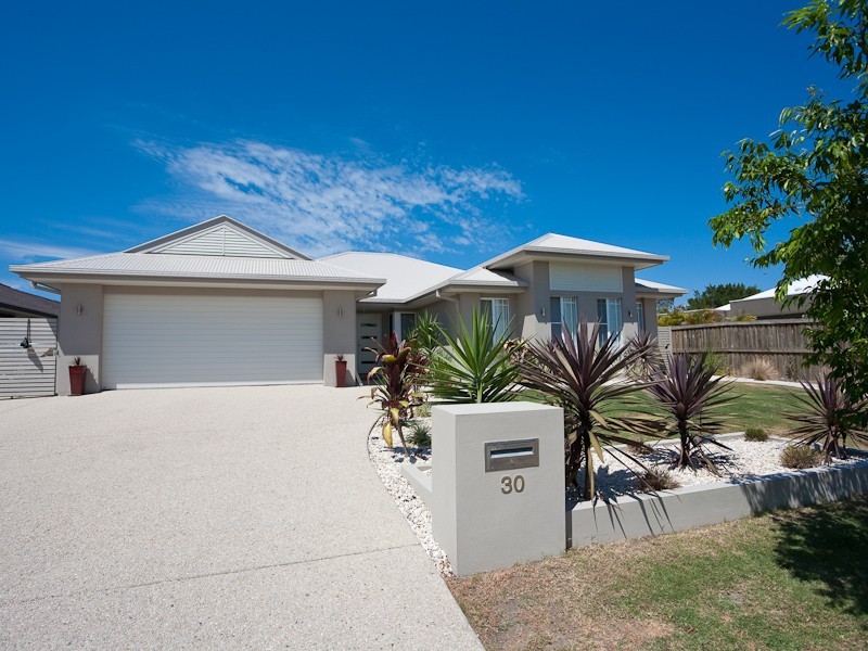 30 Undanbi Place, Pelican Waters QLD 4551