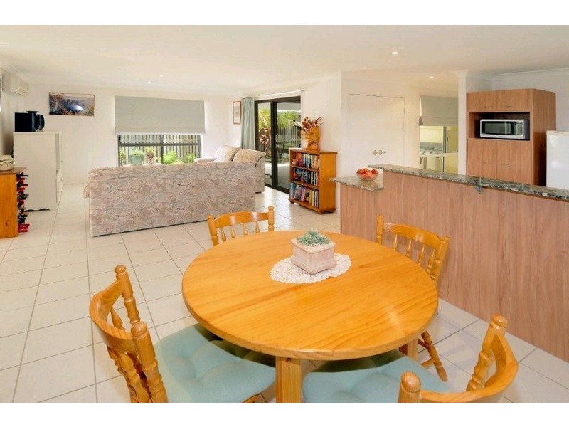 24/1 Harbourlights Way, Pelican Waters QLD 4551