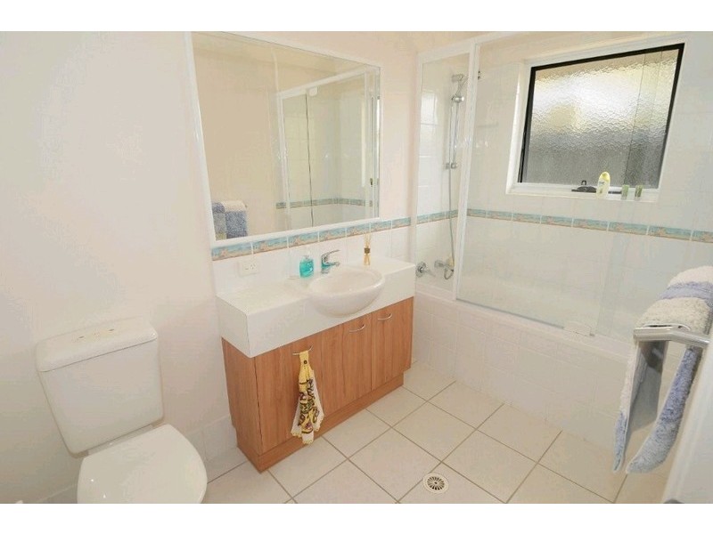 24/1 Harbourlights Way, Pelican Waters QLD 4551