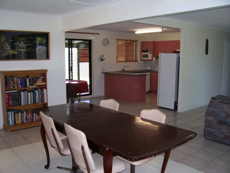 7 Echuca Court, Warana QLD 4575