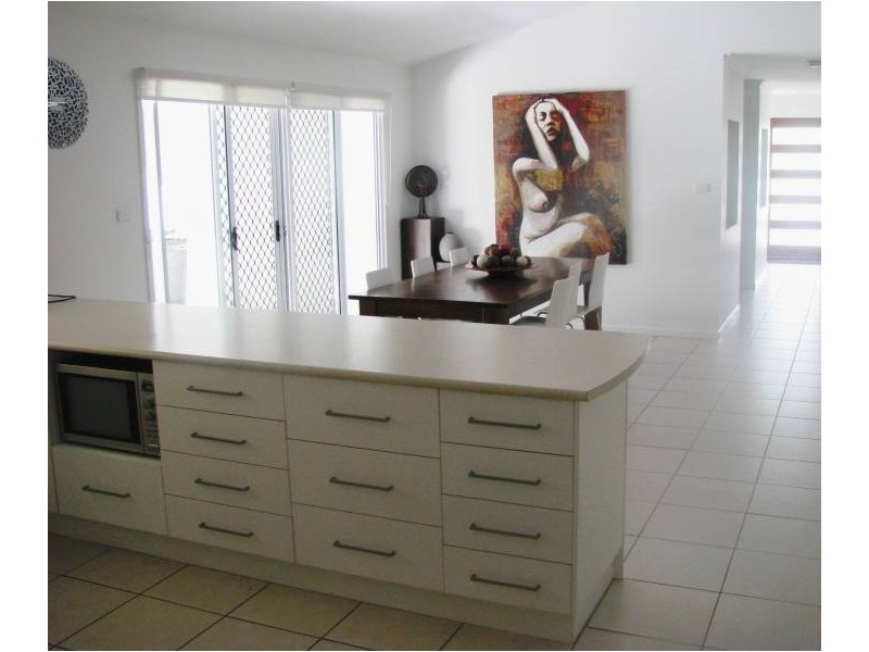 6 Scribbly Gum Drive, Meridan Plains QLD 4551