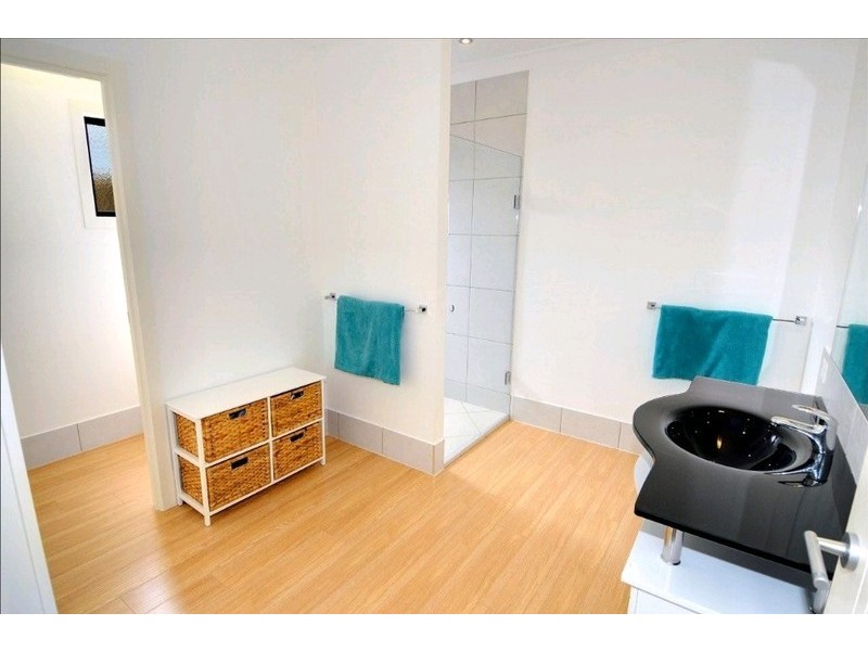 15 Bainbridge Circuit, Sippy Downs QLD 4556