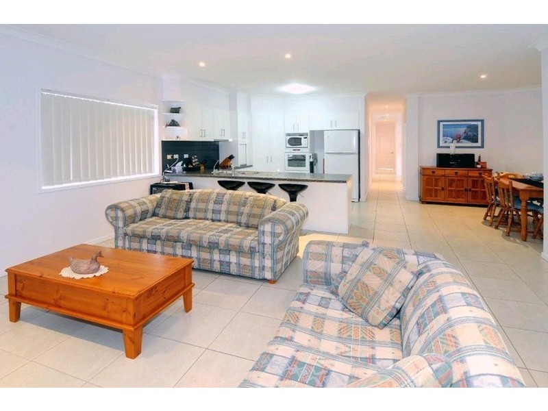 34 Pembroke Avenue, Pelican Waters QLD 4551