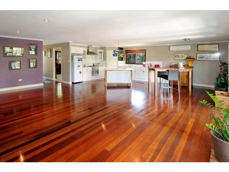 1 Stradbroke Drive, Little Mountain QLD 4551