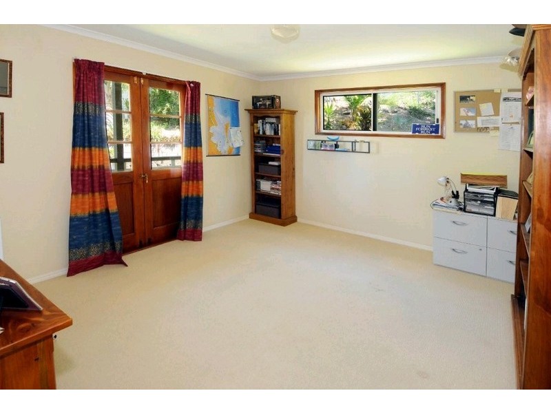 1 Stradbroke Drive, Little Mountain QLD 4551