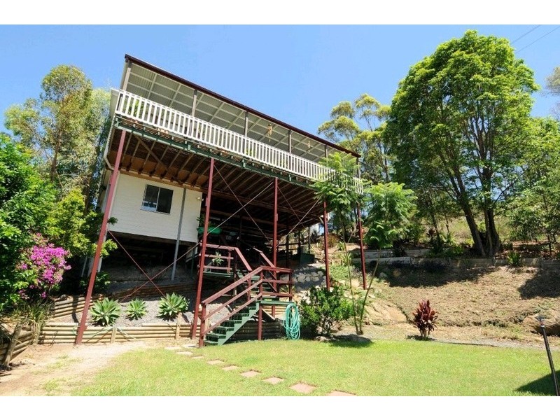 1 Stradbroke Drive, Little Mountain QLD 4551