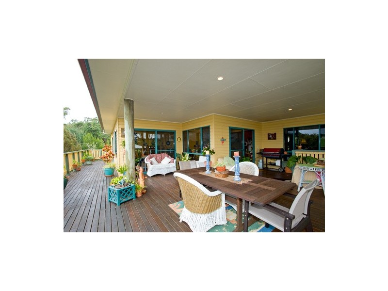 15 Highlands Hill Road, Maroochy River QLD 4561