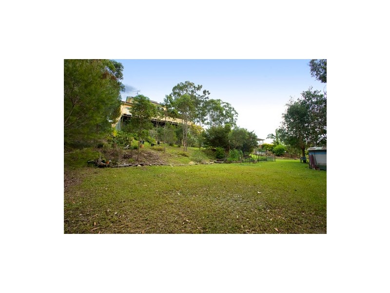 15 Highlands Hill Road, Maroochy River QLD 4561