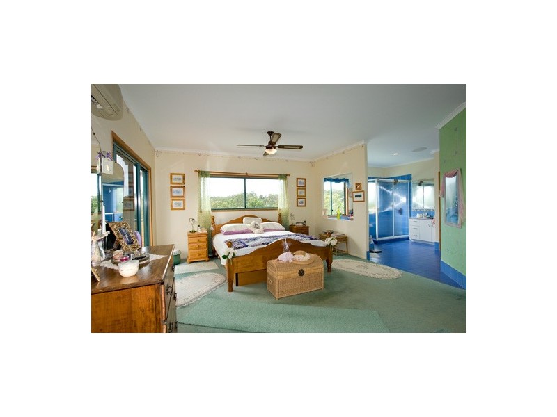 15 Highlands Hill Road, Maroochy River QLD 4561