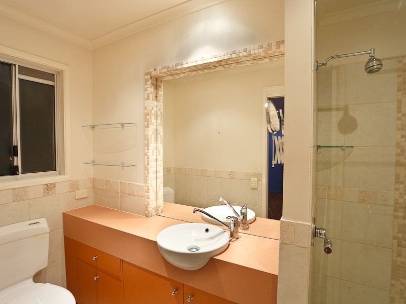 5 Yakola Parade, Alexandra Headland QLD 4572