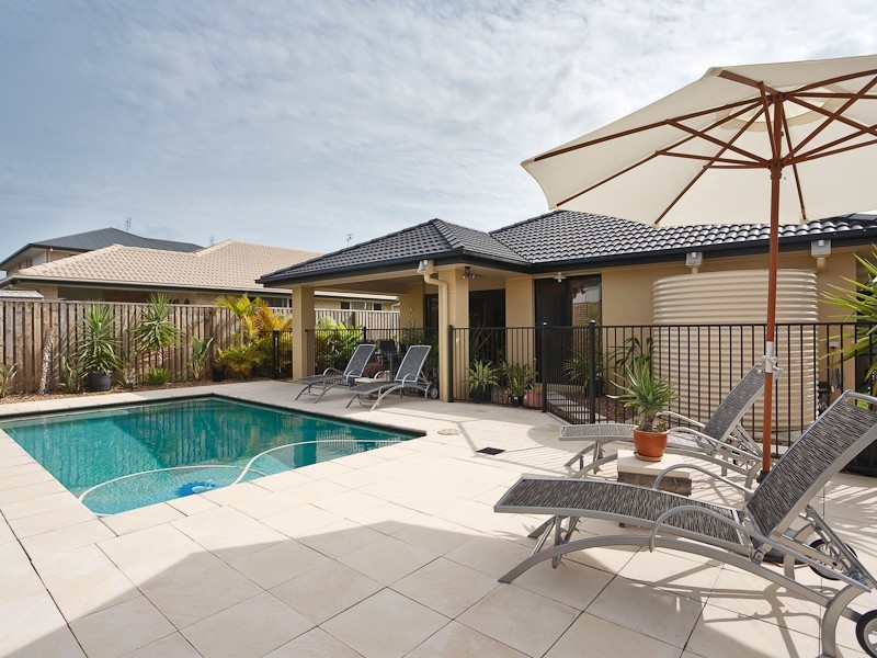 44 Liekefett Way, Little Mountain QLD 4551