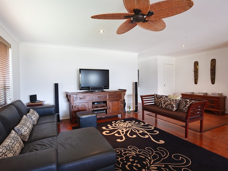 44 Liekefett Way, Little Mountain QLD 4551