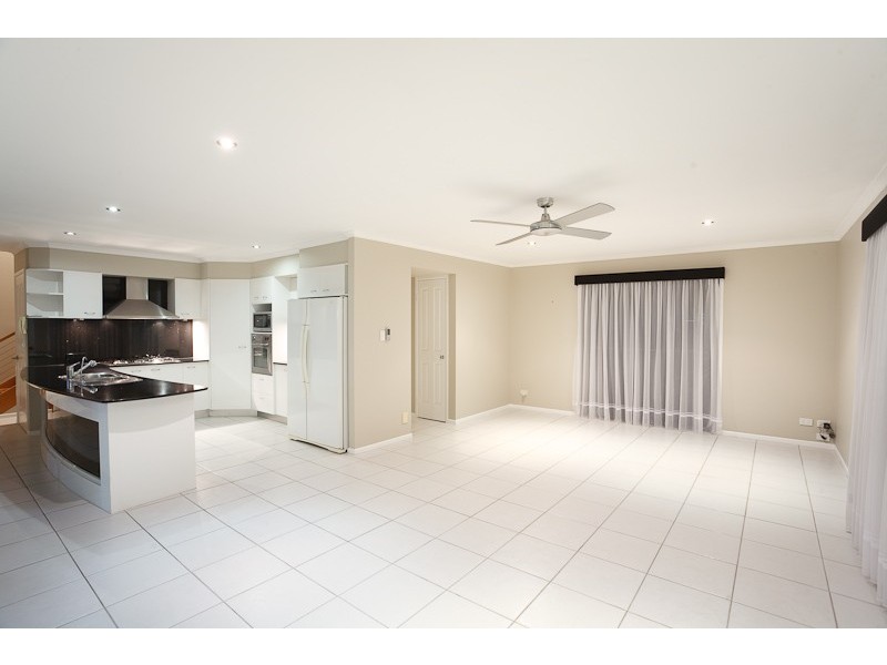 9 Firefly Street, Pelican Waters QLD 4551