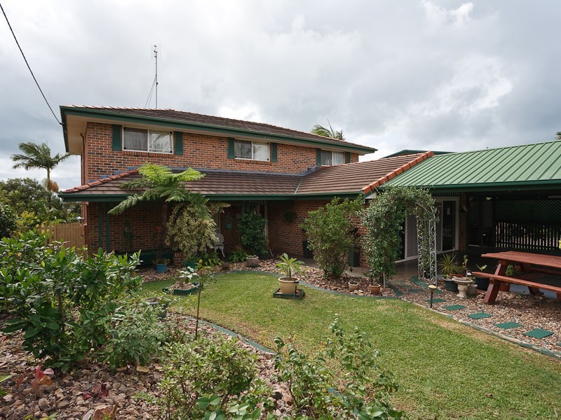 11 Blamey Street, Battery Hill QLD 4551