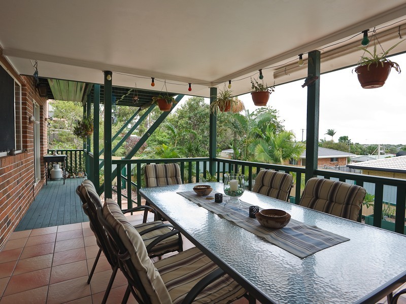 11 Blamey Street, Battery Hill QLD 4551