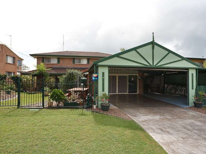 11 Blamey Street, Battery Hill QLD 4551