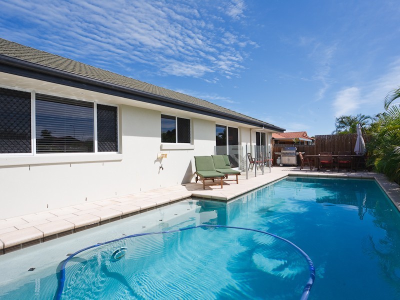 12 Huon Place, Currimundi QLD 4551