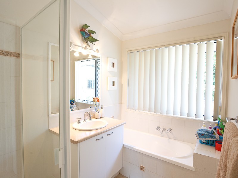 12 Huon Place, Currimundi QLD 4551