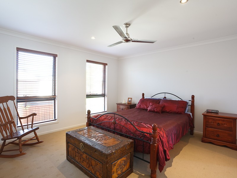 6 Bangalore Close, Caloundra West QLD 4551