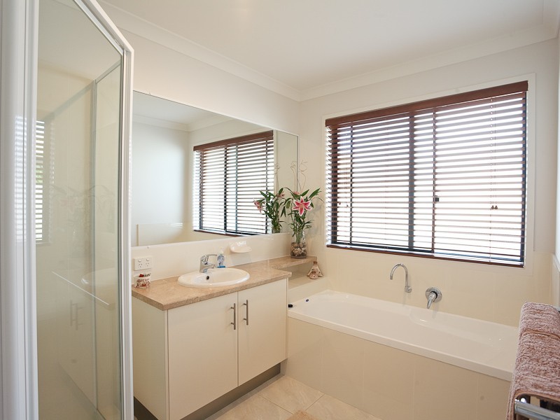 6 Bangalore Close, Caloundra West QLD 4551