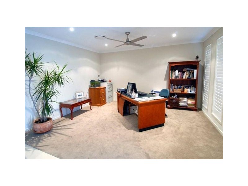 37 Turnbury Street, Little Mountain QLD 4551