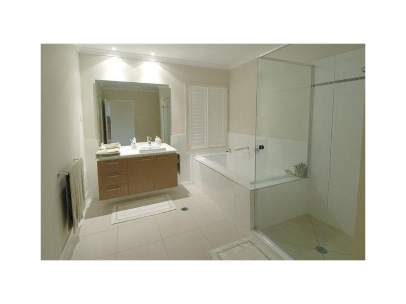 37 Turnbury Street, Little Mountain QLD 4551