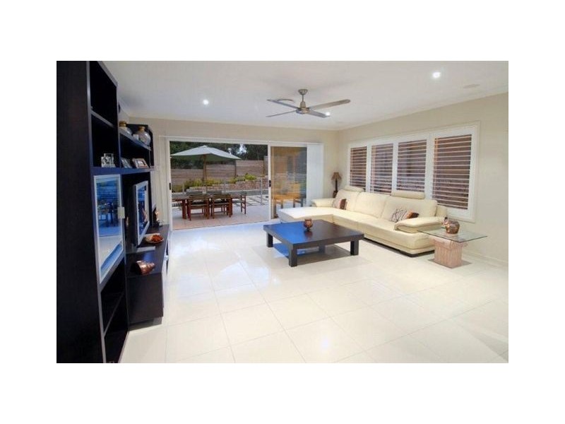 37 Turnbury Street, Little Mountain QLD 4551