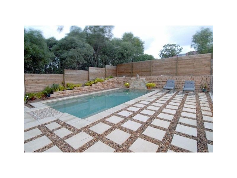 37 Turnbury Street, Little Mountain QLD 4551